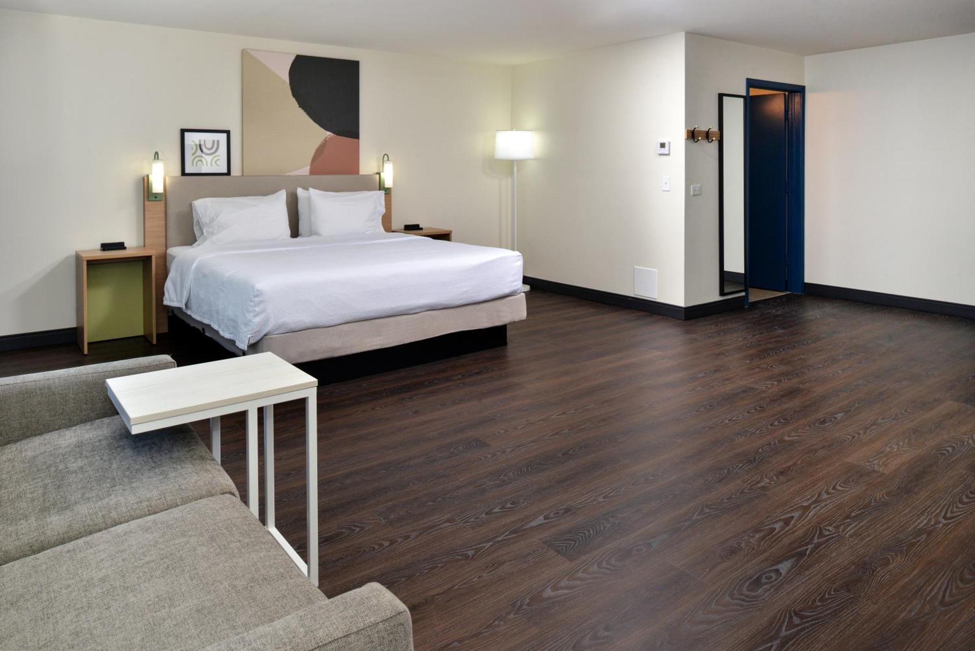 Spark By Hilton Dallas Market Center Bagian luar foto