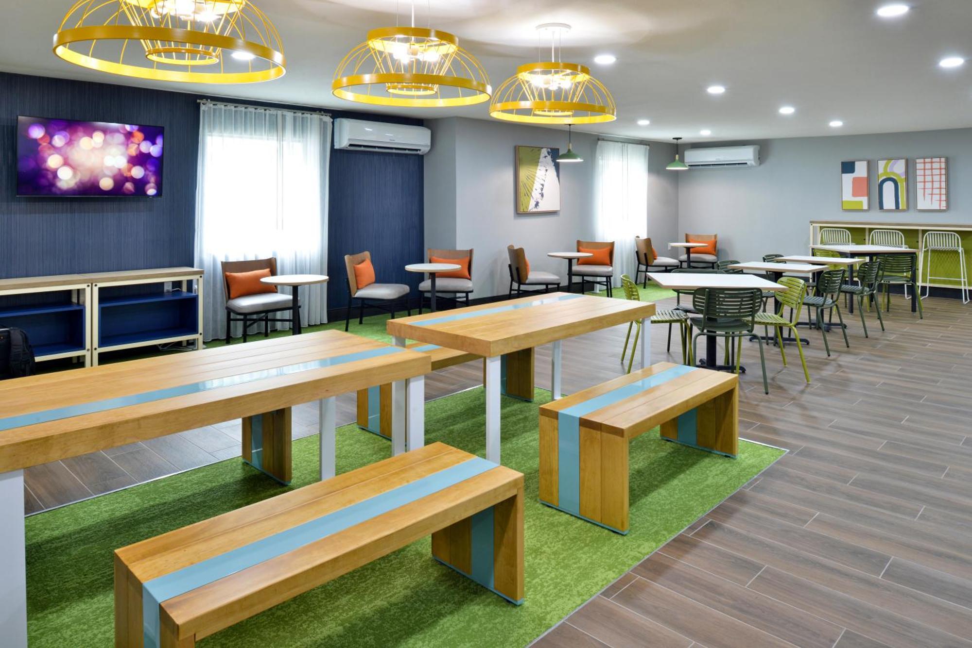 Spark By Hilton Dallas Market Center Bagian luar foto